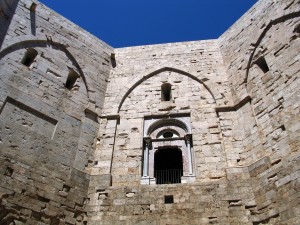 Puglia 046_Castel_Del_Monte